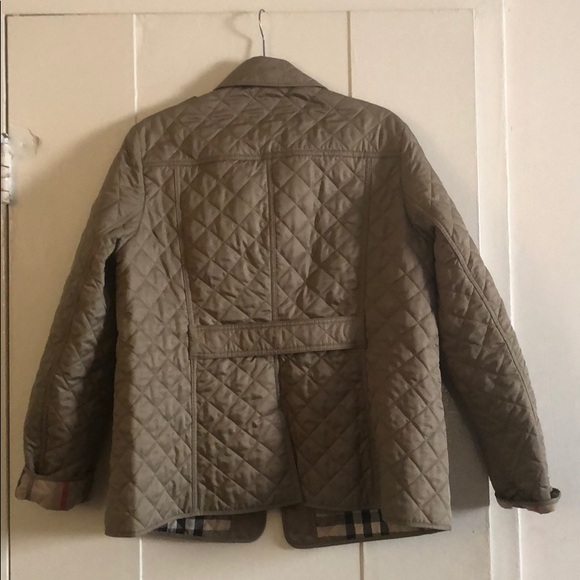 [SOLD] Burberry Quilted Jacket - Picture 2 of 5